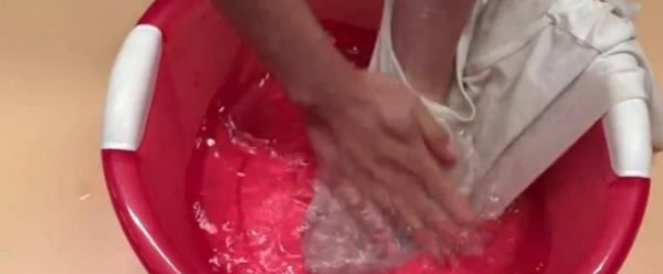 车厘子水滴在衣服上怎么能洗掉,车厘子汁弄到衣服上怎么办图8