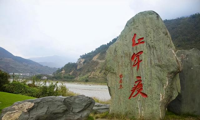 大渡河和泸定桥在哪里 全方位了解泸定大渡河(6)