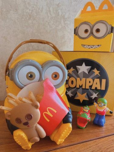 小黄人麦当劳广告(小黄人麦当劳冰淇淋广告)-第1张图片-