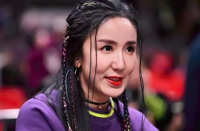 为了减肥瘦成皮包骨的女明星（5位体重超过120斤的女星）(17)