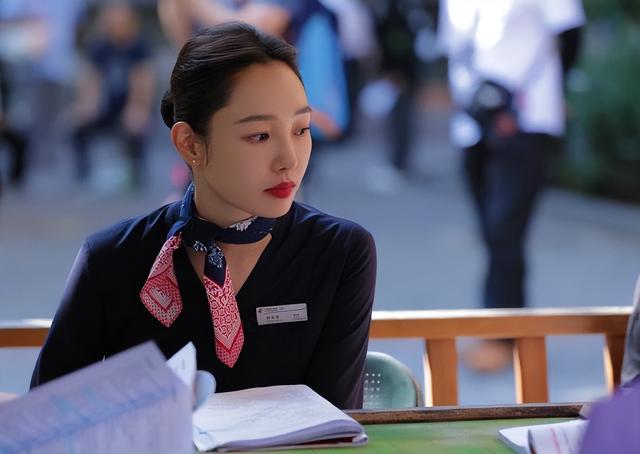 为了减肥瘦成皮包骨的女明星（5位体重超过120斤的女星）(15)