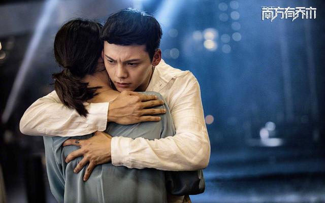 为了减肥瘦成皮包骨的女明星（5位体重超过120斤的女星）(14)