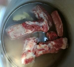 糖醋排骨用米醋还是陈醋,如何制作糖醋排骨的步骤图图19