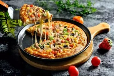 ​披萨的家常做法，披萨这样做更好吃