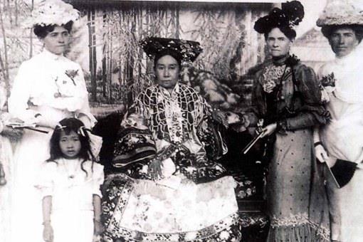 慈禧为什么支持左宗棠收复新疆?