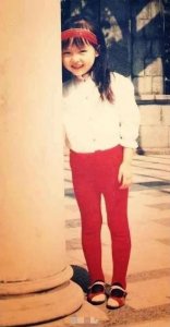 ​看了罗晋&唐嫣小时候旧照，才发现他们女儿颜值要逆天了