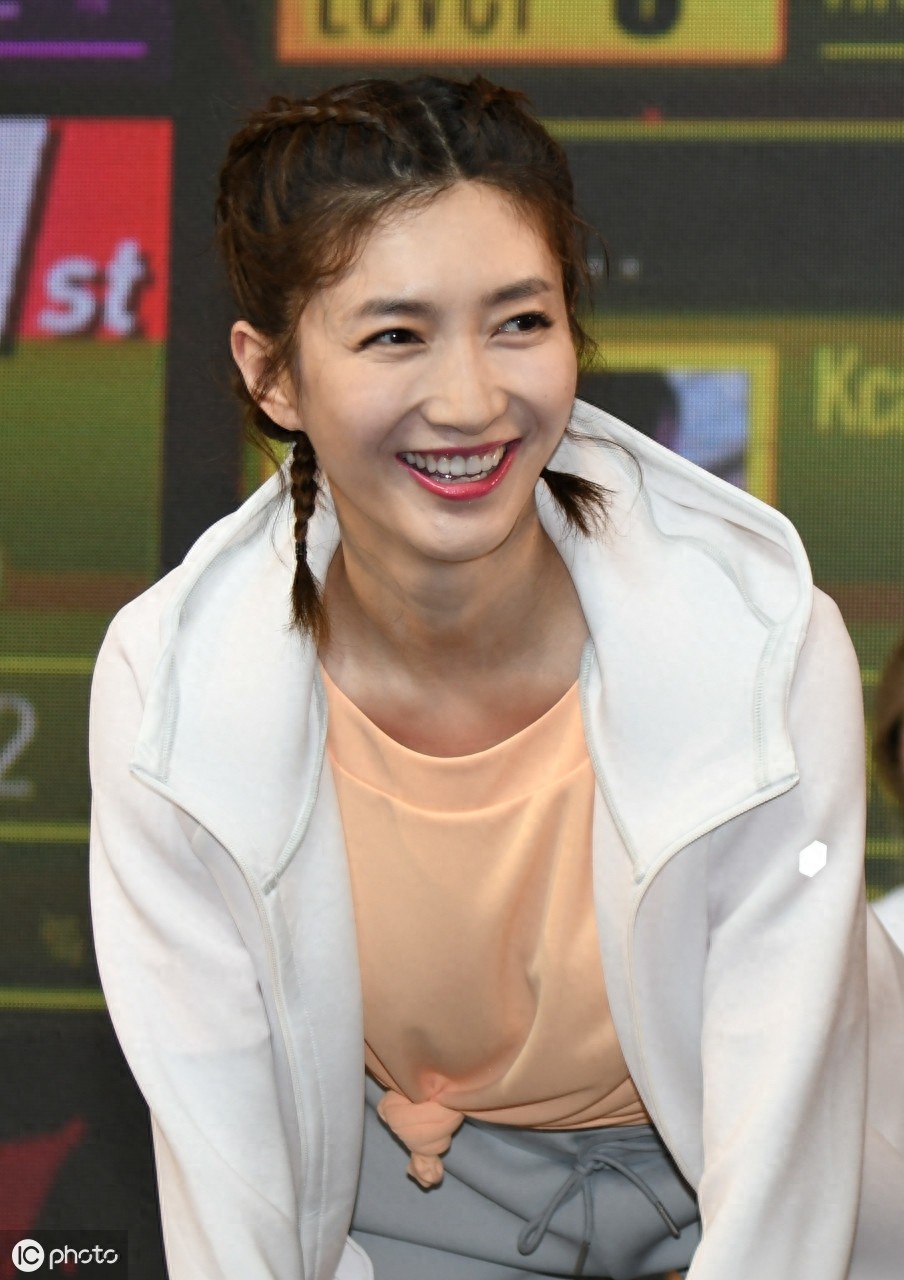 江疏影，最美的10张照片欣赏，皮肤白皙，气质优雅