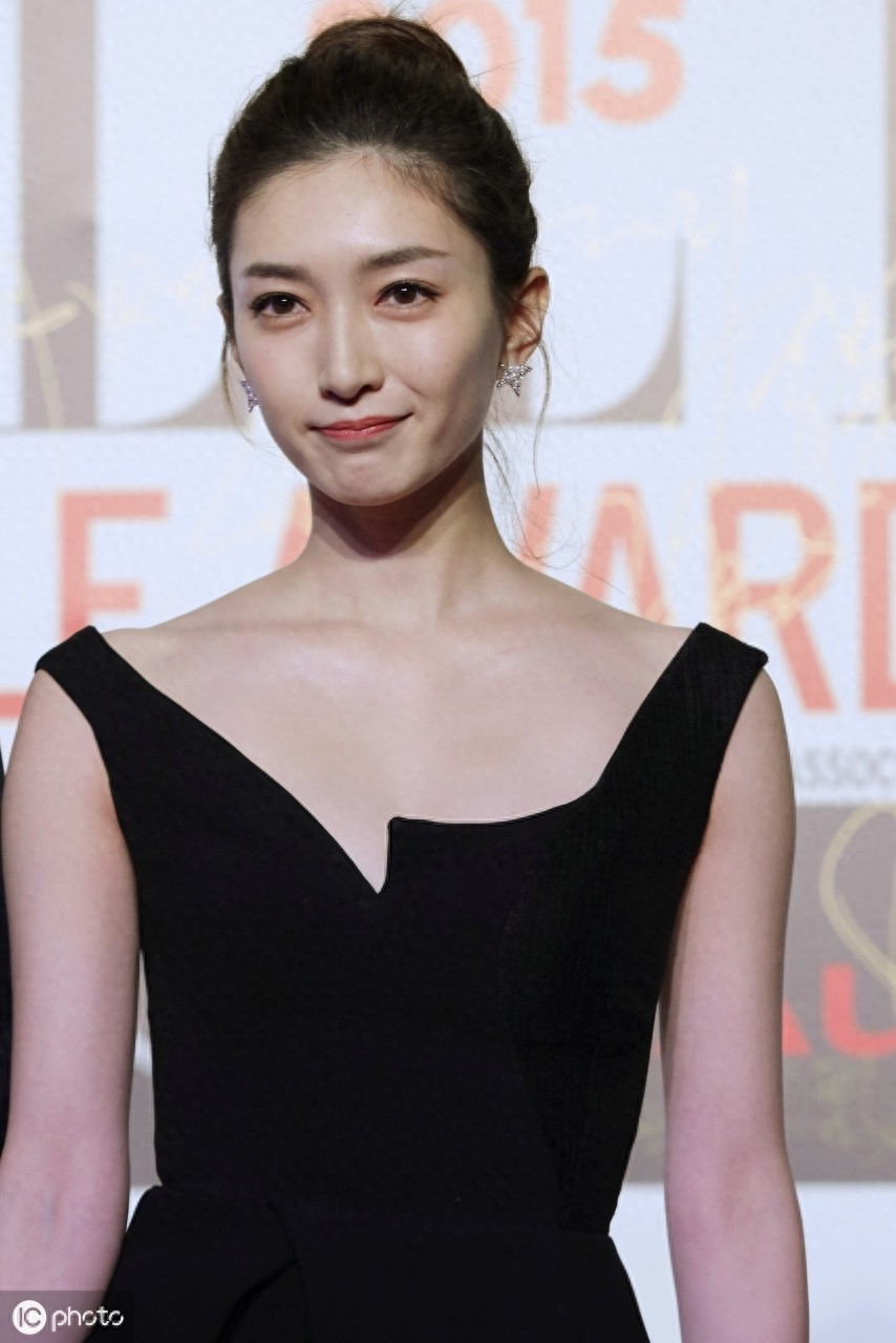 江疏影，最美的10张照片欣赏，皮肤白皙，气质优雅