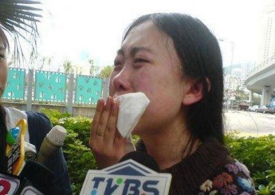 ​卖房卖肾父亲自杀，苦追刘德华13年后，42岁的杨丽娟如今怎样了？