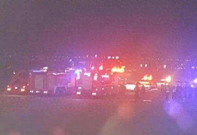 ​客机西安起飞后返航，引擎冒火光？航司和机场回应