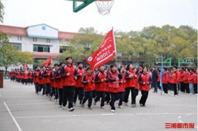 ​这场健康跑操惊艳了整个校园，超燃