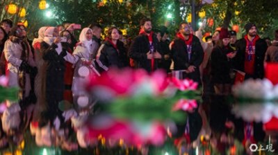 ​龙华跨年夜，“上海之巅”看日出，临港迎新跑……中外游客在申城热闹跨年