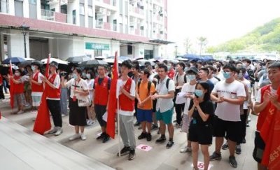 ​中山大学医学院正式搬至深圳