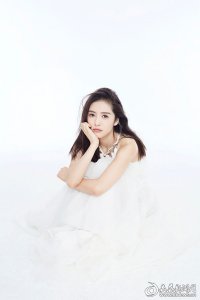 ​张一山为蔡文静庆生 “山蔡”夫妇终于发糖