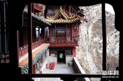 ​悬崖上的建筑——探访恒山悬空寺