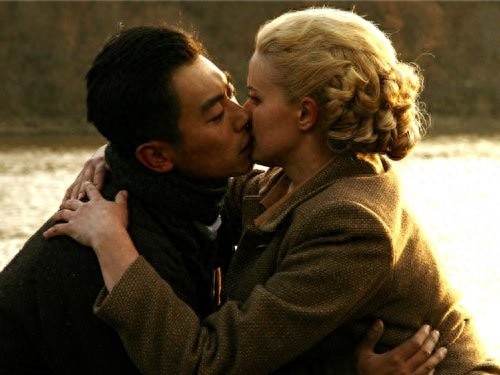 朱亚文饰演的这五个角色，各个深入骨髓，没看过的，请抓紧看