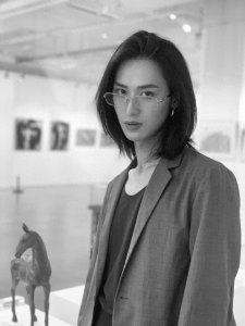 ​胡潇灵——颜值即正义，气质即胜利。