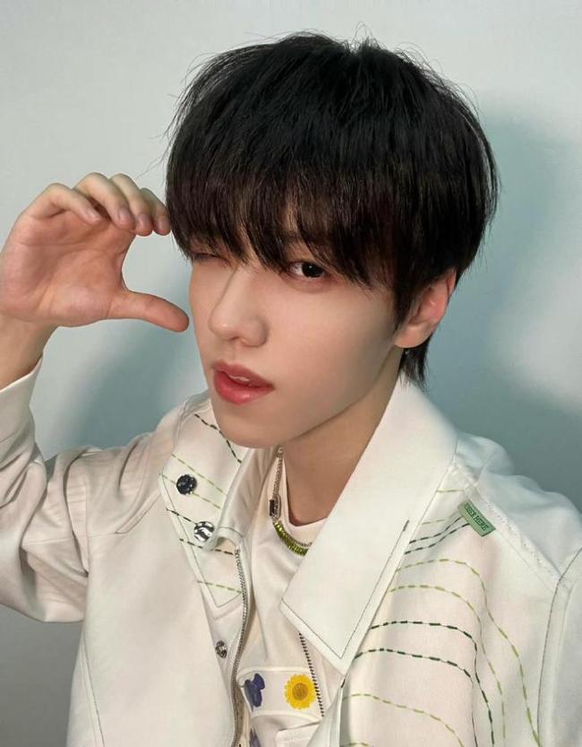 006CtJ8Igy1hb53rj09ijj31jk2231k2