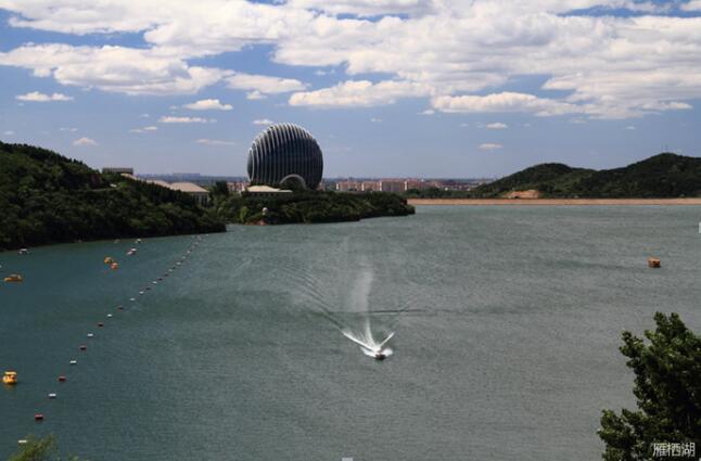 2、雁栖湖公园为免费开放园区，游玩时间5-7个小时。