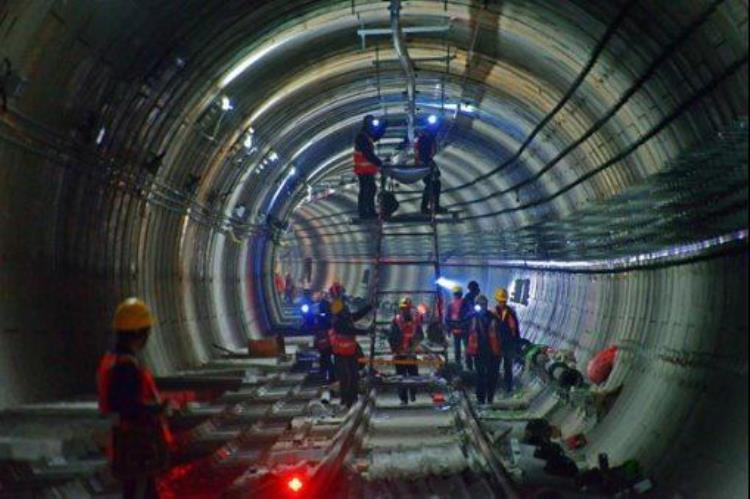 郑州地铁4号线「一直默默无闻的郑州地铁4号线到底怎么回事」