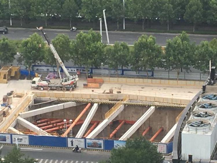 郑州地铁4号线「一直默默无闻的郑州地铁4号线到底怎么回事」