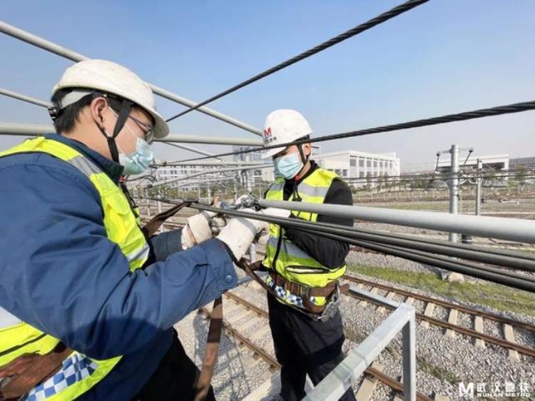 地铁靠什么动力驱动,地铁使用什么能源