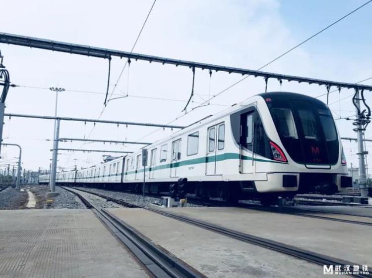 地铁靠什么动力驱动,地铁使用什么能源