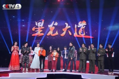 ​星光大道｜2017年最后一位月冠军会花落谁家？今晚八点，为您揭晓！