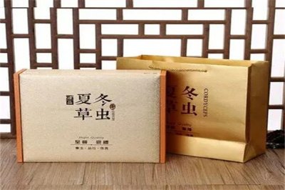 ​冬虫夏草塑盒多少钱一包?120元一包(已经停产)