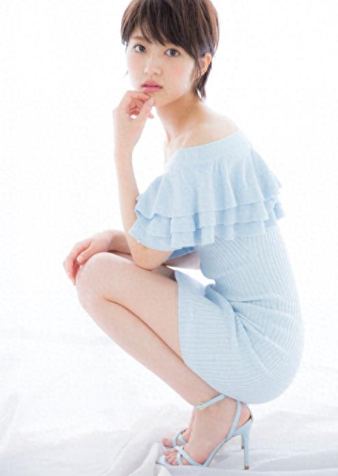 组图:日本女演员若月佑美