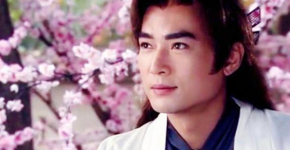 “不老男神”焦恩俊近况,跟23岁女儿晒合照,不像父女像兄妹