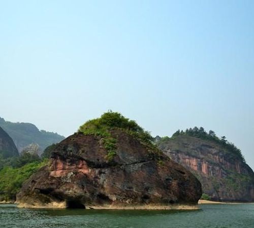 龙虎山在哪个省