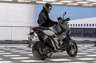 ​目前本田系踏板车，哪款性价比比较高？在同级车型中比较有优势