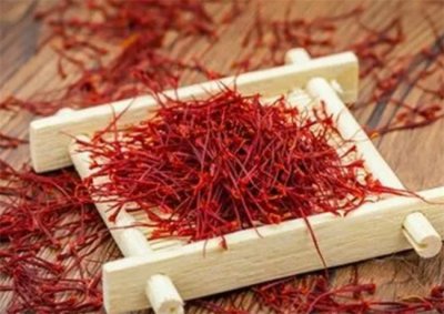 ​藏红花女人喝了有什么好处和坏处