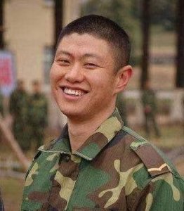 ​李二牛一去不复返，王艳兵评论区被攻陷，网友其呼：快劝劝二牛吧