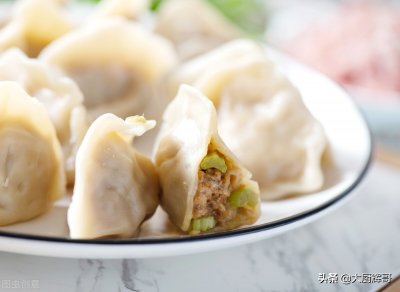 ​三鲜水饺指的是哪三鲜？看完涨知识了