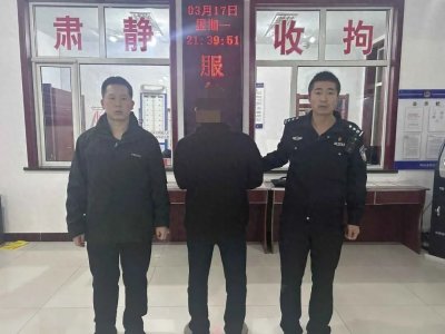 ​呼和浩特俩司机晚高峰“路怒”别车，当街大打出手……