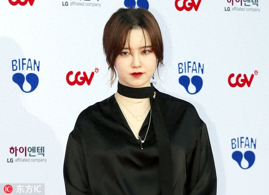 “韩版杉菜”具惠善烈焰红唇，这还是《花样男子》中的金丝草吗？