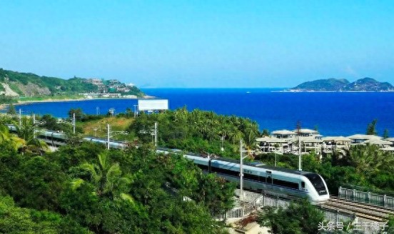 全球唯一条环岛高铁,绕海南岛一周仅需3小时