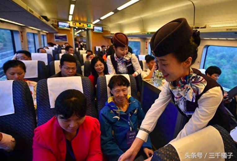 全球唯一条环岛高铁,绕海南岛一周仅需3小时