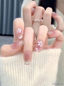 ​20款简奢美甲，清透时尚有氛围，纯欲才是我最爱