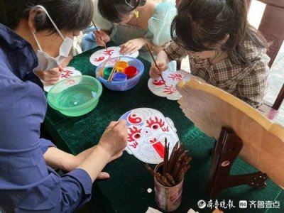 ​社火脸谱亮相趵突泉公园！非遗传承人现场“收徒”