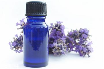 精油可以直接涂在脸上吗 看精油类别