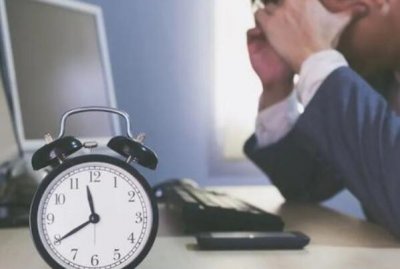 ​青年教师996:发表论文、职称评定、各种各样考核非常多