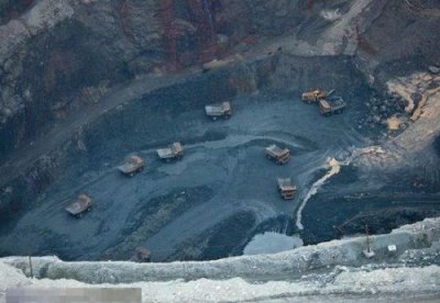 ​和平钻石矿坑怎么进？和平矿洞