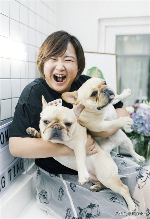 贾玲贾裕玲，1982年4月29日出生于湖北襄阳宜城，高情商善解人意