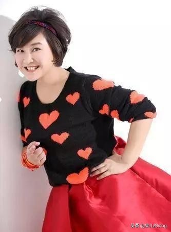 贾玲贾裕玲，1982年4月29日出生于湖北襄阳宜城，高情商善解人意