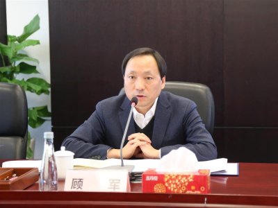 ​“70后”顾军履新上海市发改委主任，上月曾解答上海消费市场提振方案