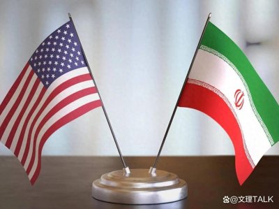 ​伊朗美国全面开战。伊朗进入高度戒备。美国发出导弹袭击警告