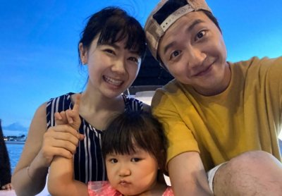 ​福原爱罕晒2个孩子正脸，长相可爱神似妈妈，女儿衣服竟不足百元